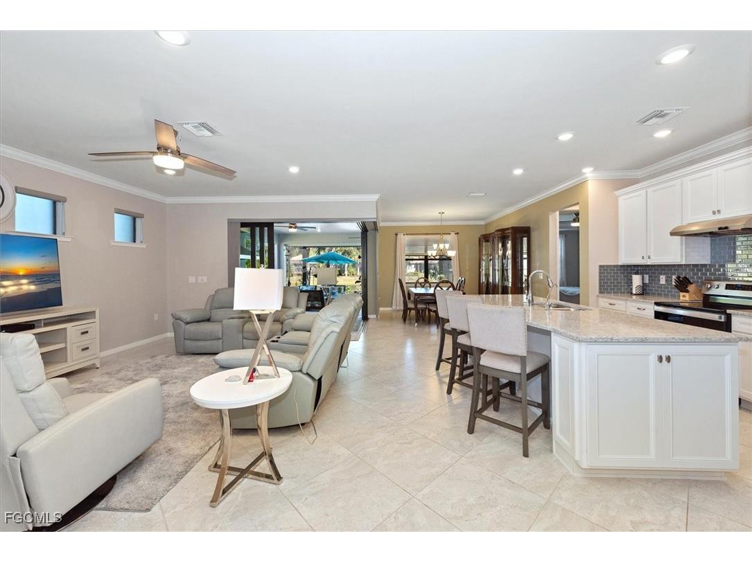 11806 Benchley Court Fort Myers FL 33913 2026001830 image3