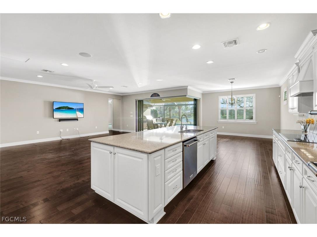 11807 Dixon Drive Fort Myers FL 33913 2026006141 image13