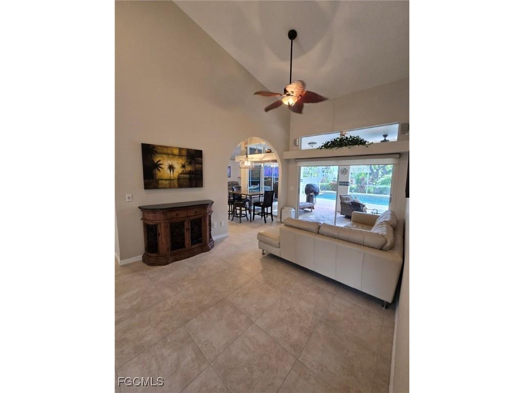 11810 Pinewood Lakes Drive Fort Myers FL 33913 2025020816 image6