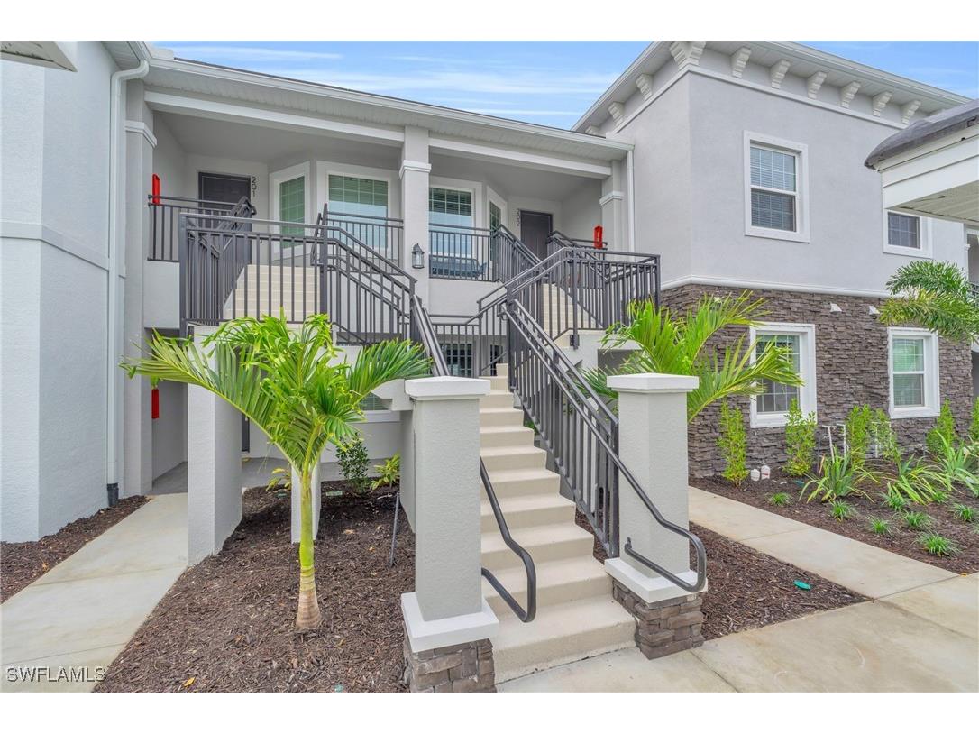 11811 Venetian Lagoon Drive #202 Fort Myers FL 33913 226005961 image1