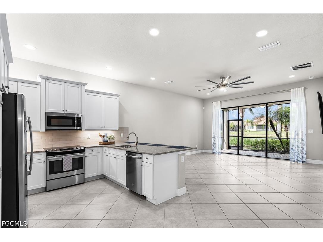 11812 Five Waters Circle Fort Myers FL 33913 2026018932 image15