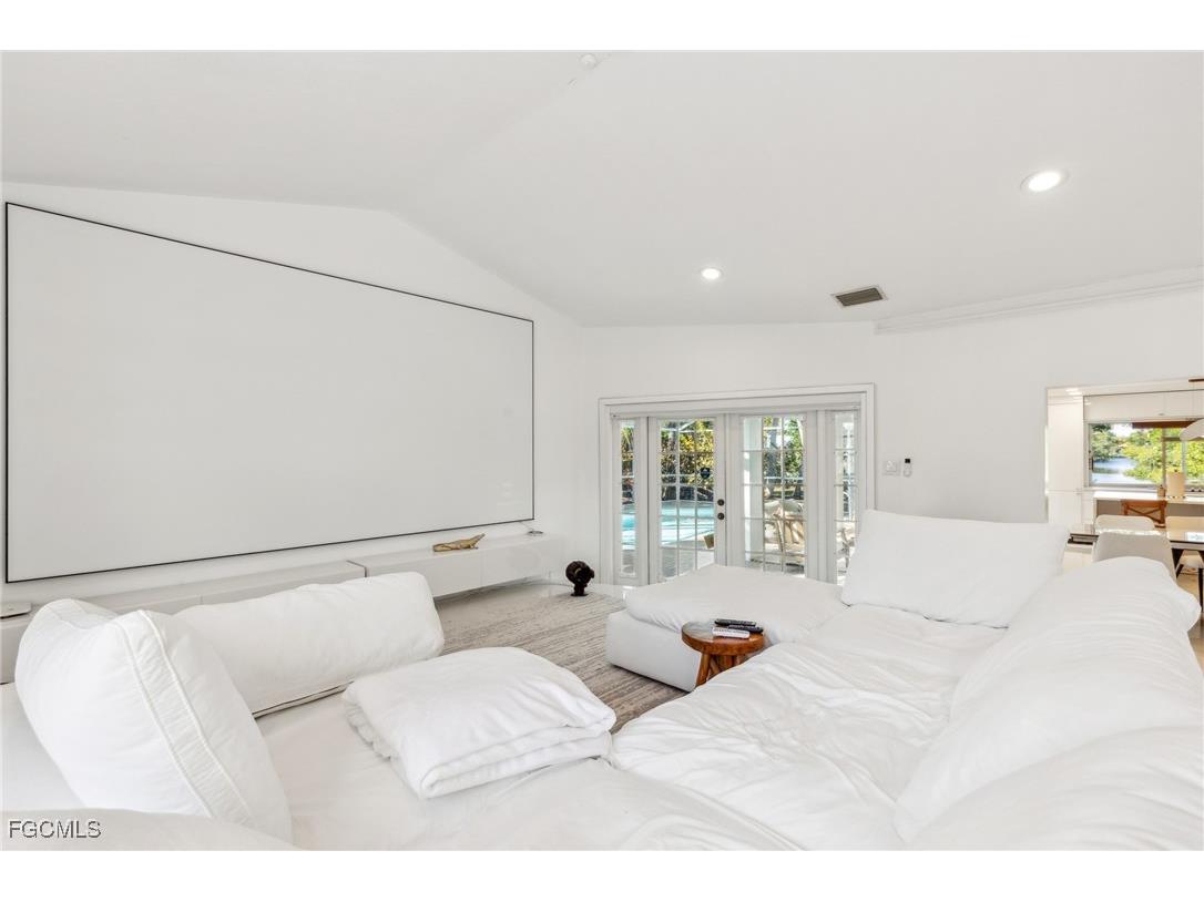 1182 Betmar Boulevard North Fort Myers FL 33903 2025006631 image15