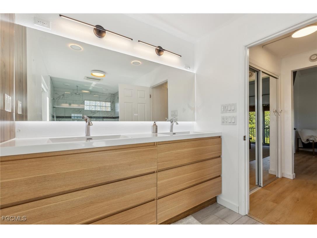 1182 Betmar Boulevard North Fort Myers FL 33903 2025006631 image22