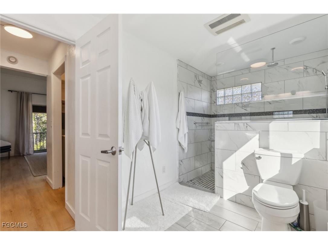 1182 Betmar Boulevard North Fort Myers FL 33903 2025006631 image23