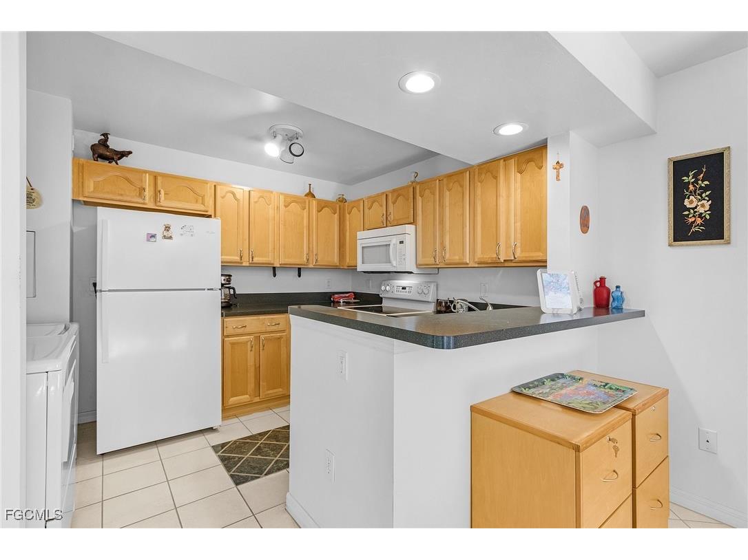 11822 Quail Run Drive Fort Myers FL 33908 2025007943 image10