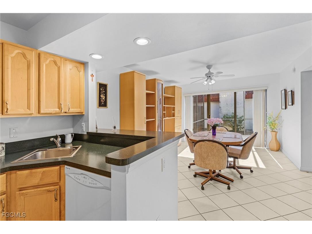 11822 Quail Run Drive Fort Myers FL 33908 2025007943 image14