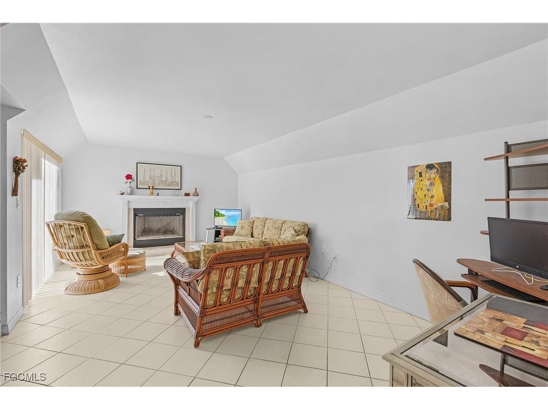 11822 Quail Run Drive Fort Myers FL 33908 2025007943 image16