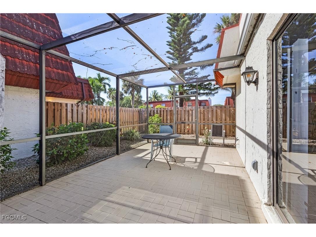 11822 Quail Run Drive Fort Myers FL 33908 2025007943 image17