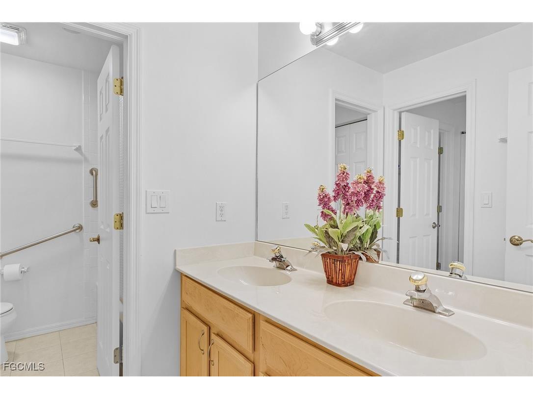 11822 Quail Run Drive Fort Myers FL 33908 2025007943 image20