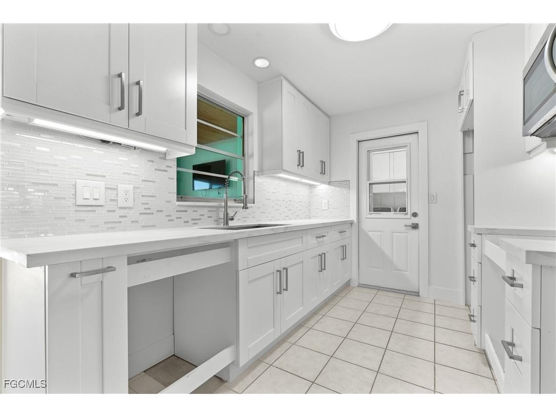 11828 Island Avenue Matlacha FL 33993 2026004698 image9