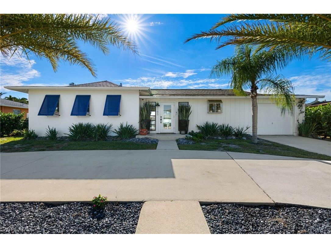 1183 Sunbird Avenue Marco Island FL 34145 223086992 image1