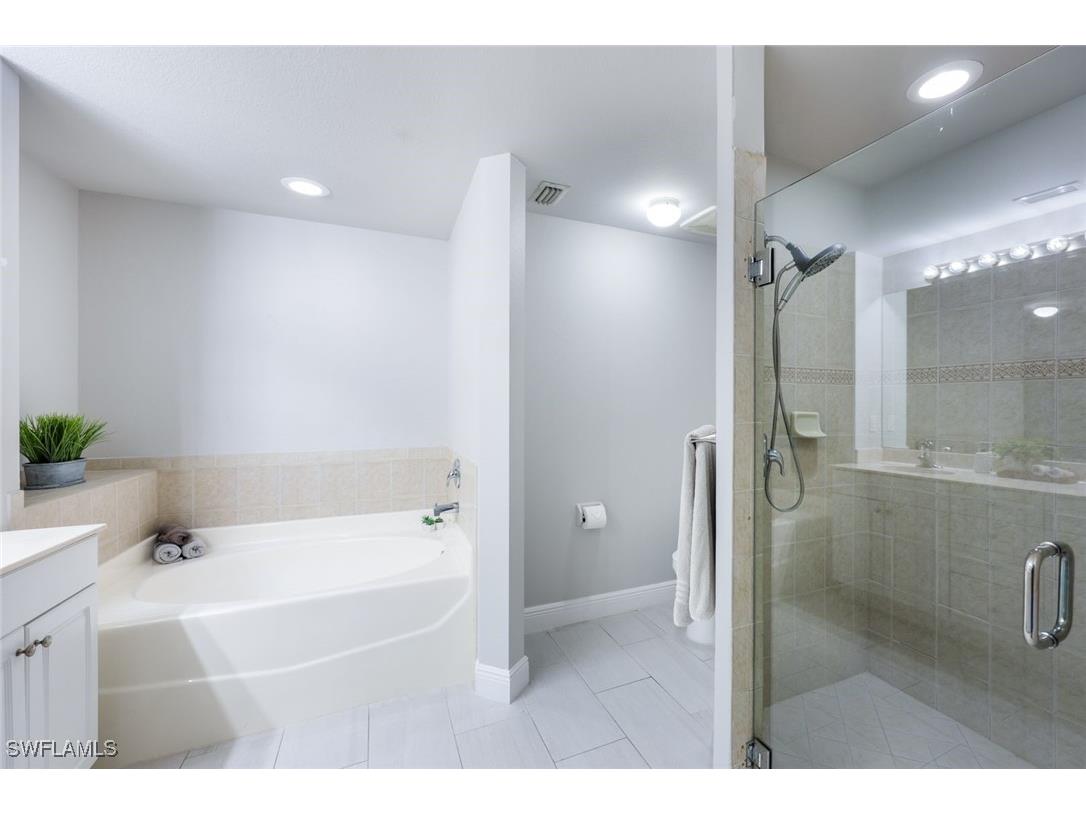 11842 Bayport Lane #2102 Fort Myers FL 33908 226000648 image11