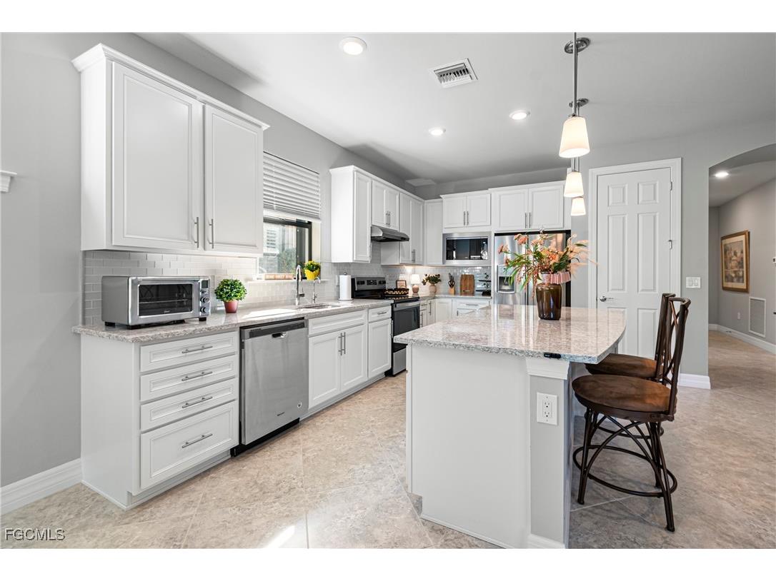 11842 Bourke Place Fort Myers FL 33913 2025013780 image8