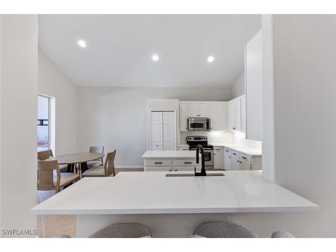 11845 Bramble Court Naples FL 34120 225079277 image8