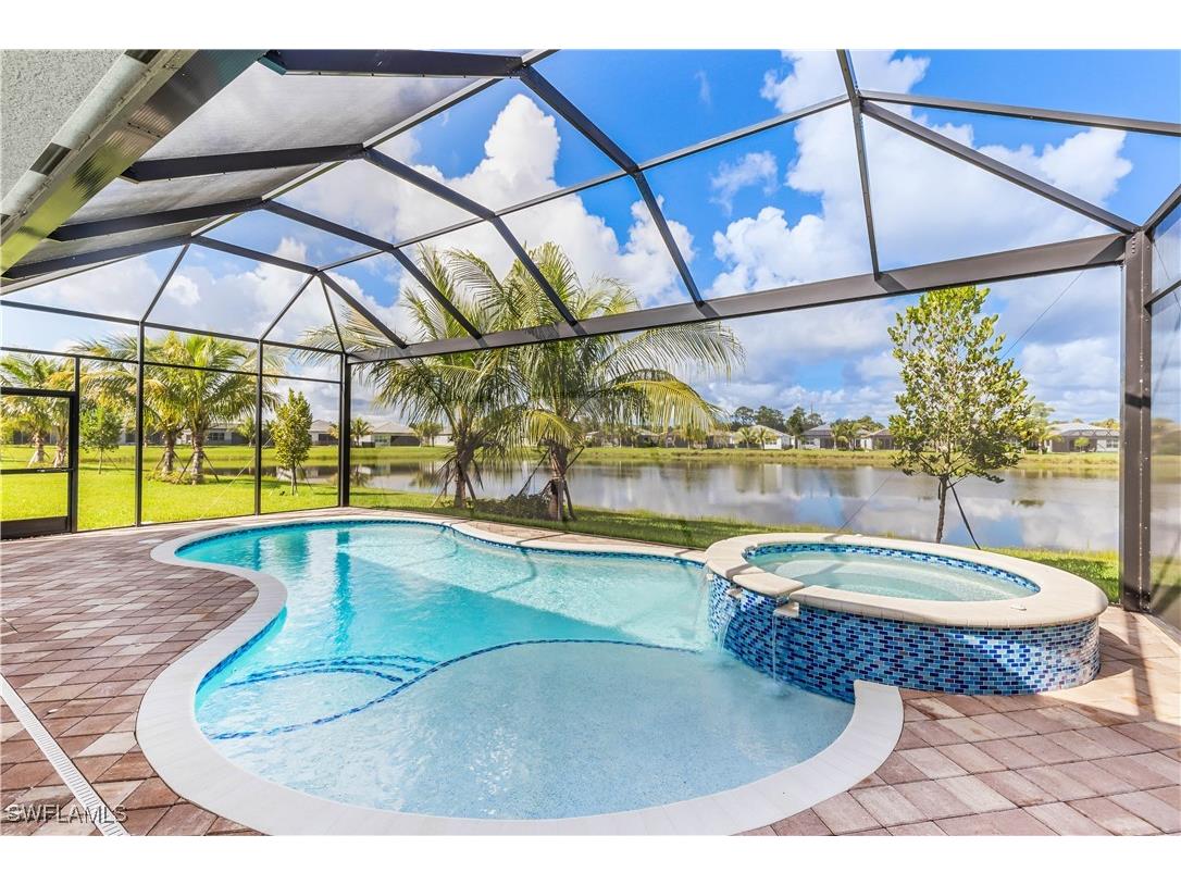 11847 Hydrangea Place Naples FL 34120 225080038 image1