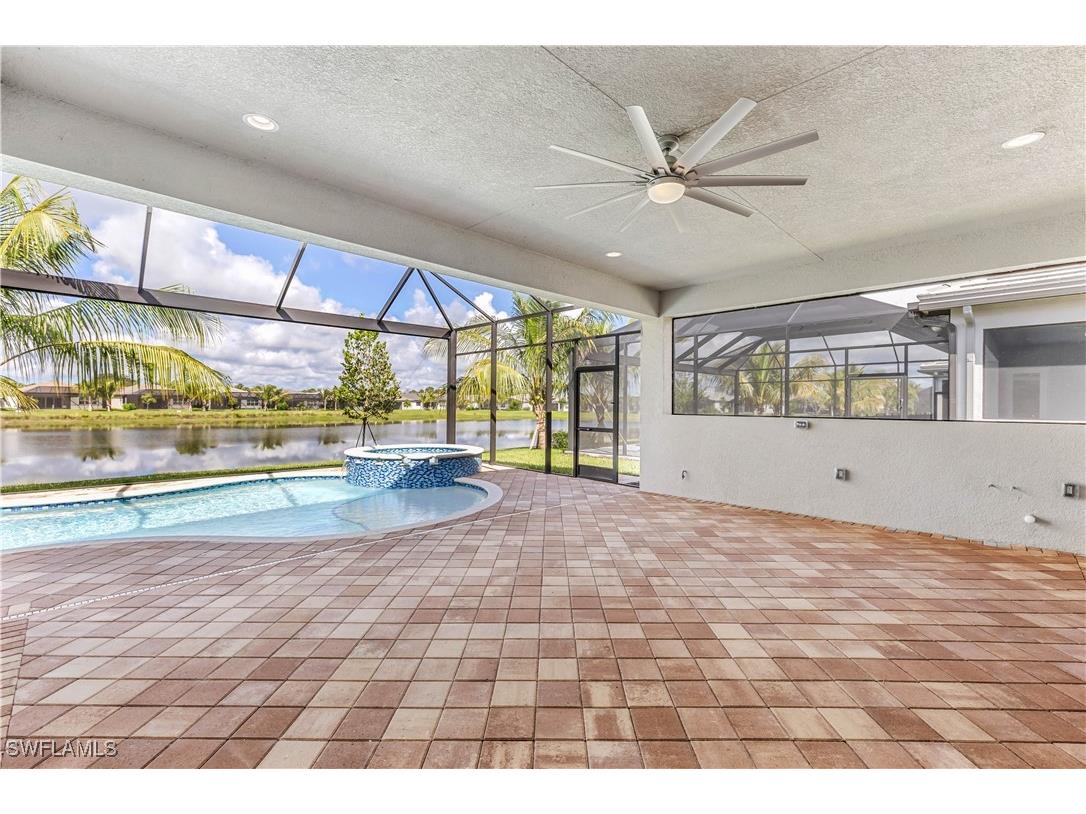 11847 Hydrangea Place Naples FL 34120 225080038 image4