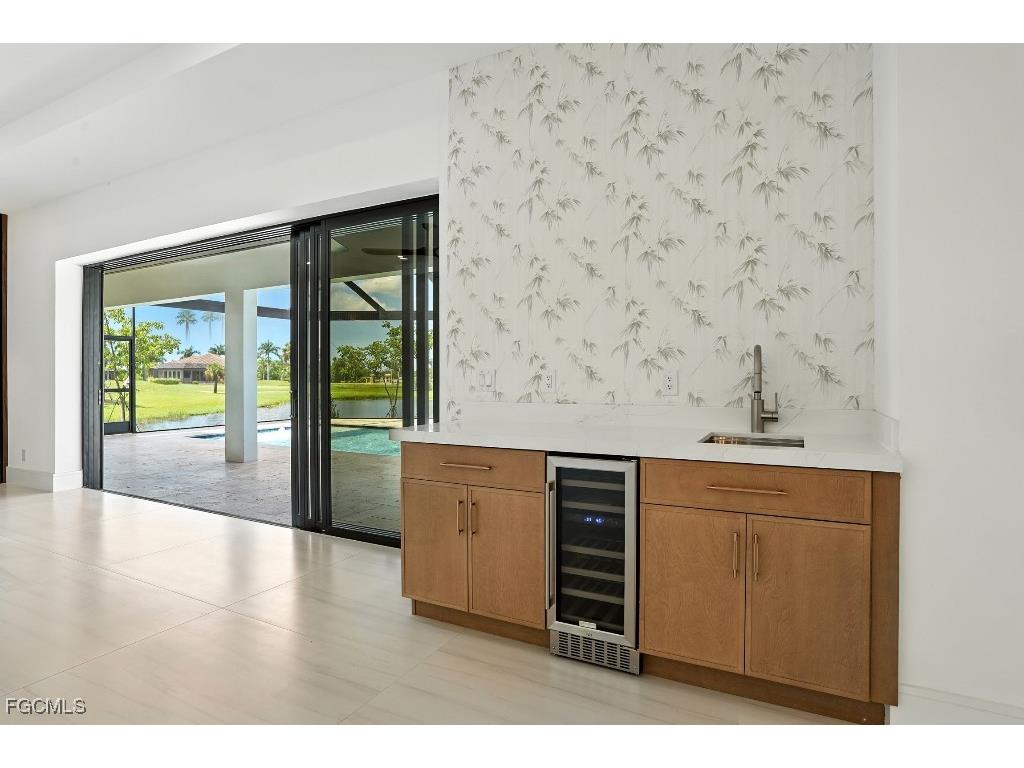 11853 Princess Grace Court Cape Coral FL 33991 2025008034 image10