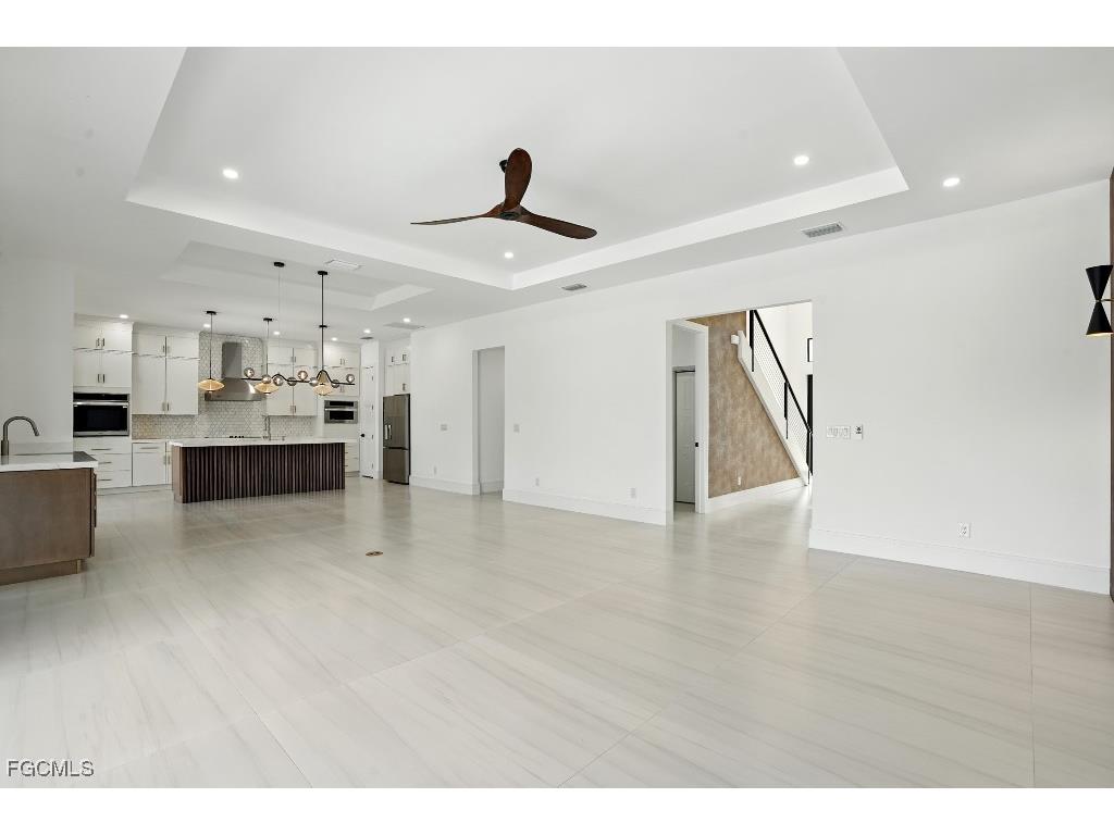 11853 Princess Grace Court Cape Coral FL 33991 2025008034 image12