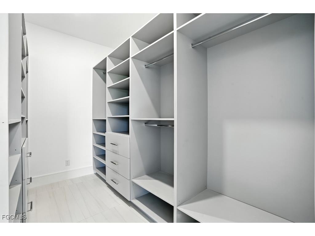 11853 Princess Grace Court Cape Coral FL 33991 2025008034 image22