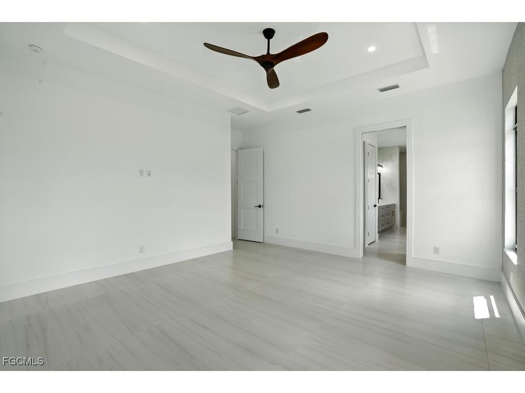 11853 Princess Grace Court Cape Coral FL 33991 2025008034 image23