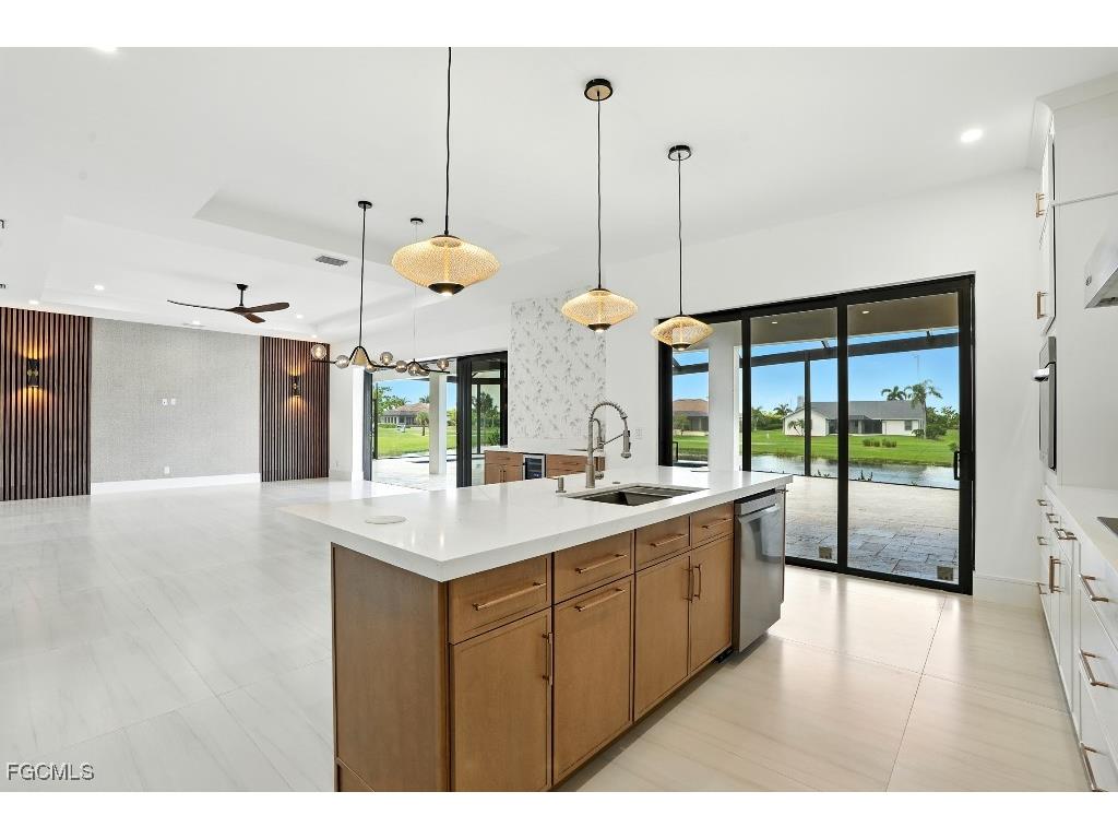 11853 Princess Grace Court Cape Coral FL 33991 2025008034 image9