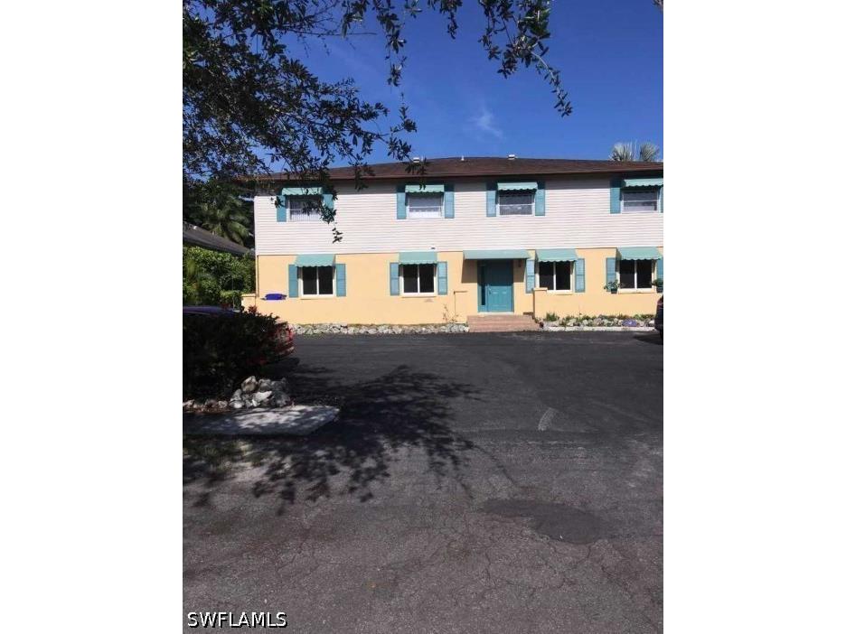 1186 Cherrystone Court Naples FL 34102 226019811 image1
