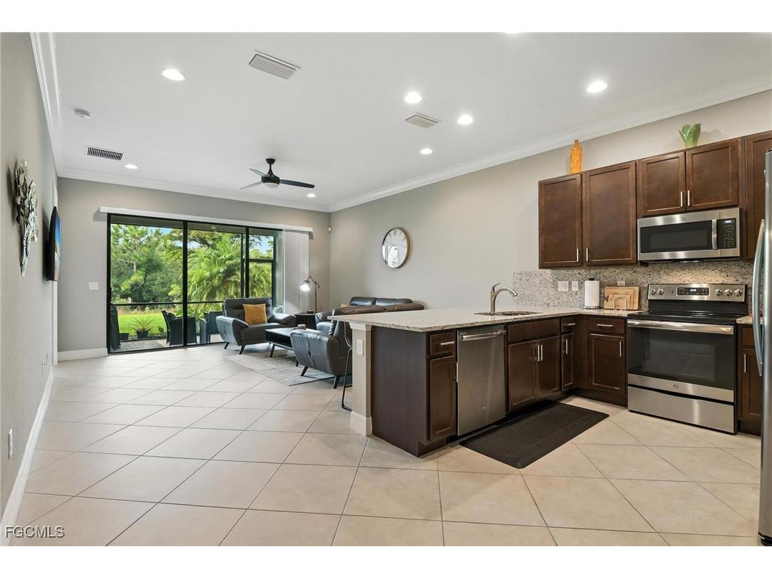 11869 Lakewood Preserve Place Fort Myers FL 33913 2025000432 image4