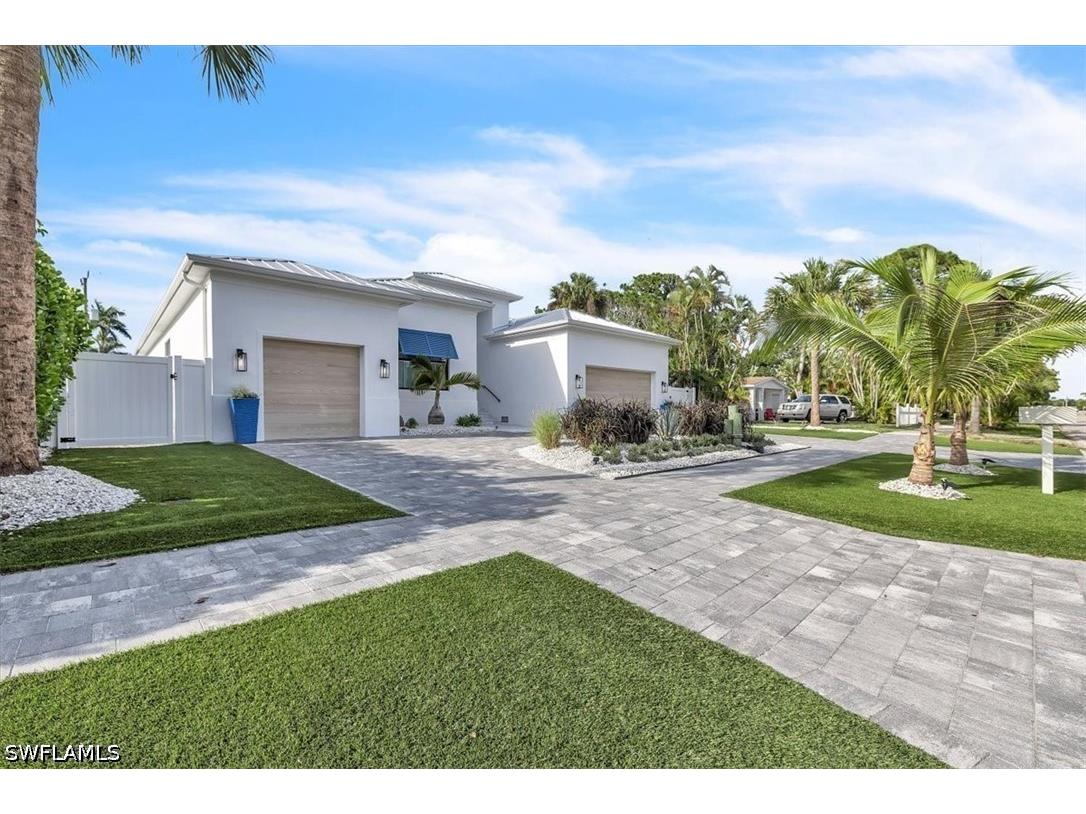 1187 22nd Avenue N Naples FL 34103 226023579 image2