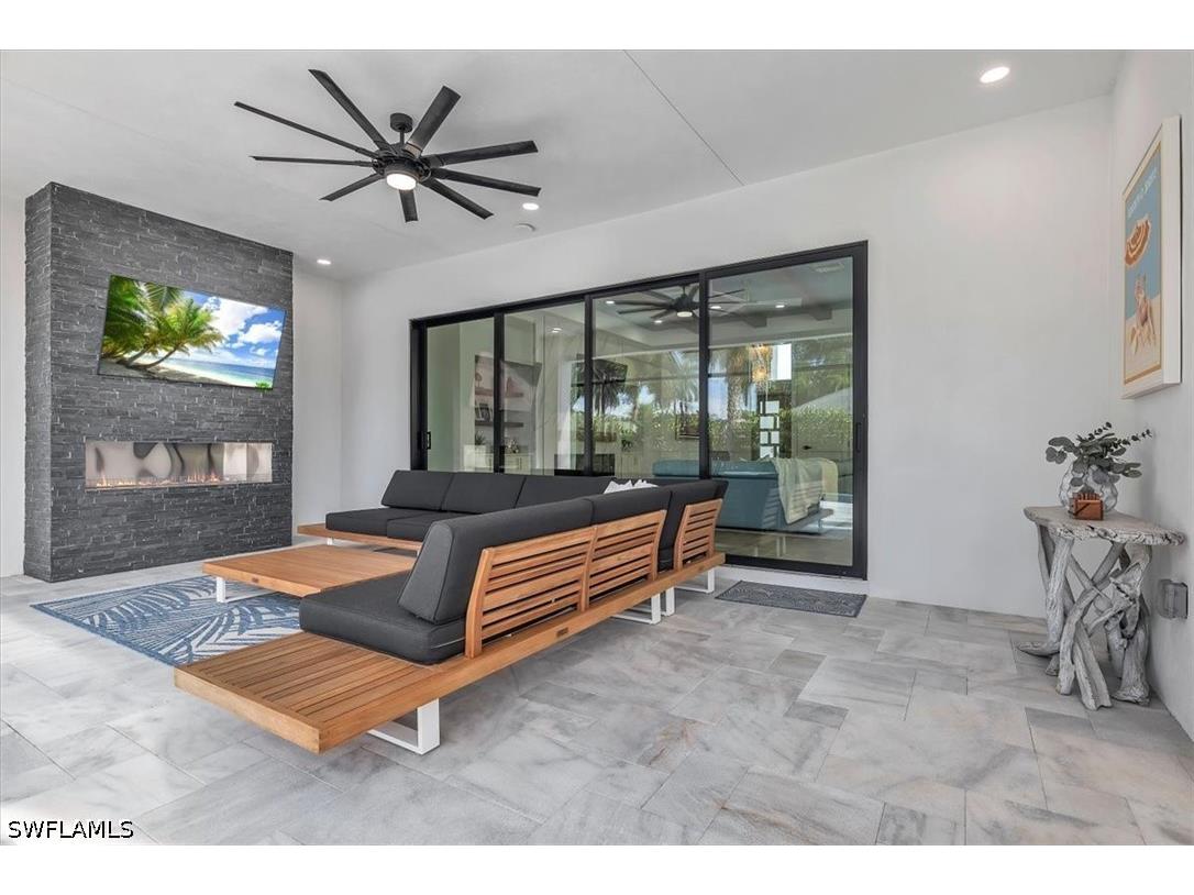 1187 22nd Avenue N Naples FL 34103 226023579 image38