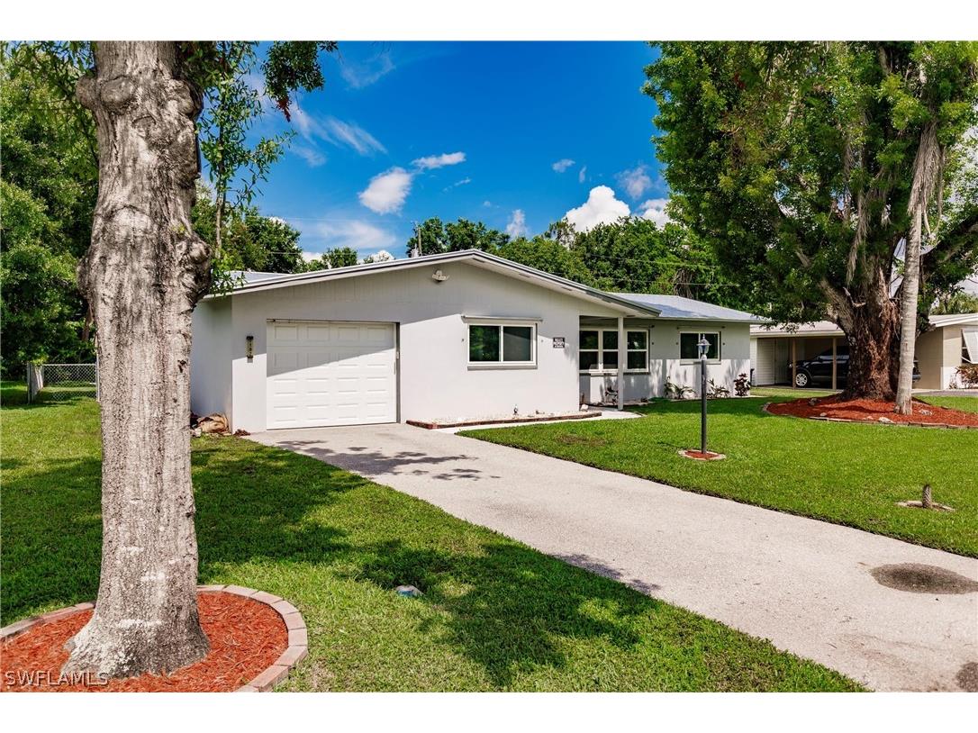 1187 Betmar Boulevard W North Fort Myers FL 33903 224055777 image1