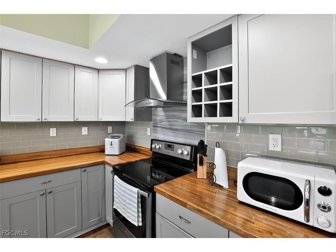11870 Pompano Avenue Cape Coral FL 33991 2026013802 image3