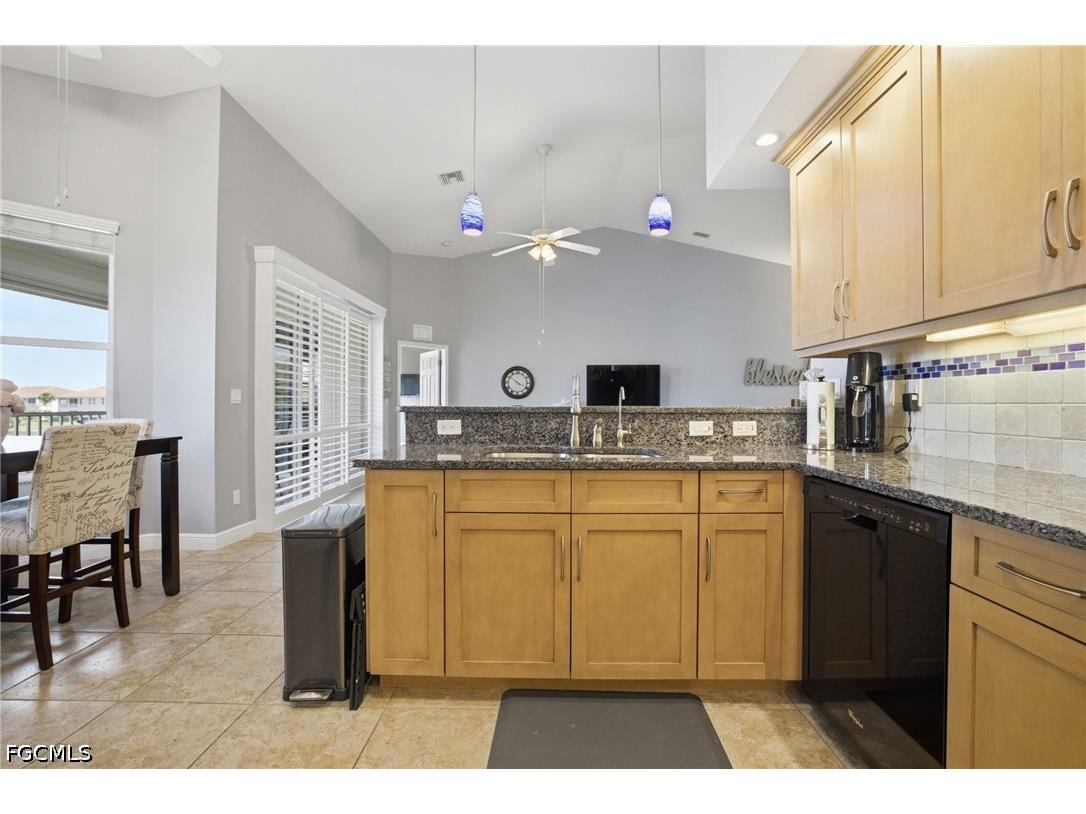 11874 Bayport Lane #4 Fort Myers FL 33908 2026013912 image15