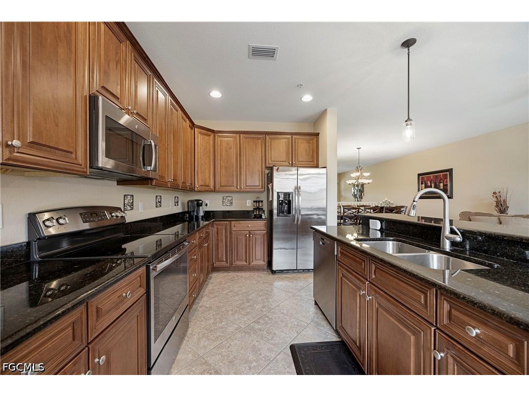 11875 Izarra Way #8712 Fort Myers FL 33912 2026024409 image9