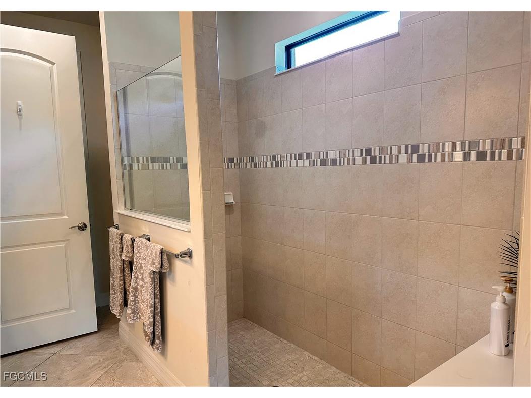 11878 Bourke Place Fort Myers FL 33913 2025011238 image6