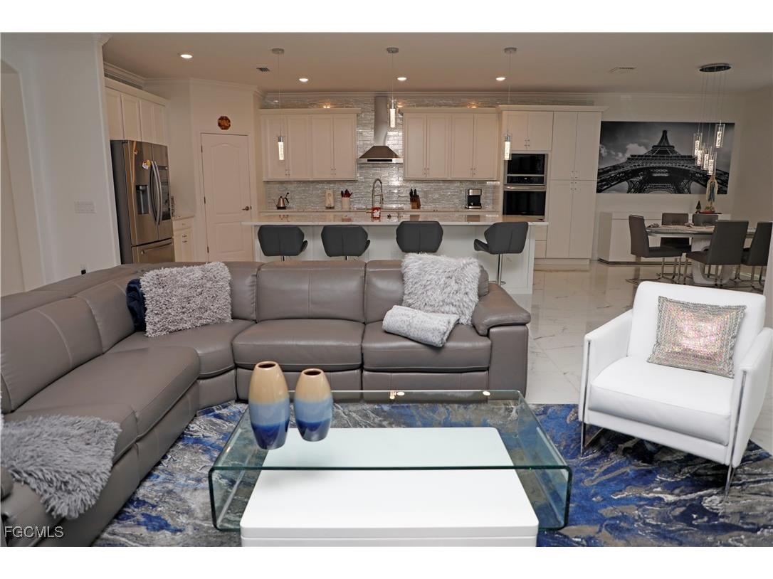 11888 Hickory Estate Circle Fort Myers FL 33913 2025025042 image10