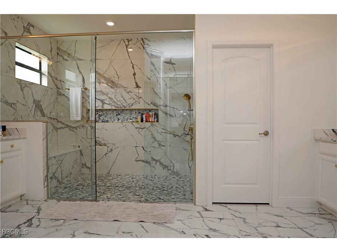 11888 Hickory Estate Circle Fort Myers FL 33913 2025025042 image26