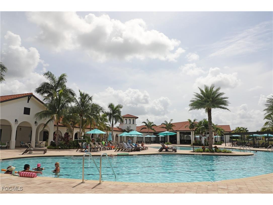 11888 Hickory Estate Circle Fort Myers FL 33913 2025025042 image43