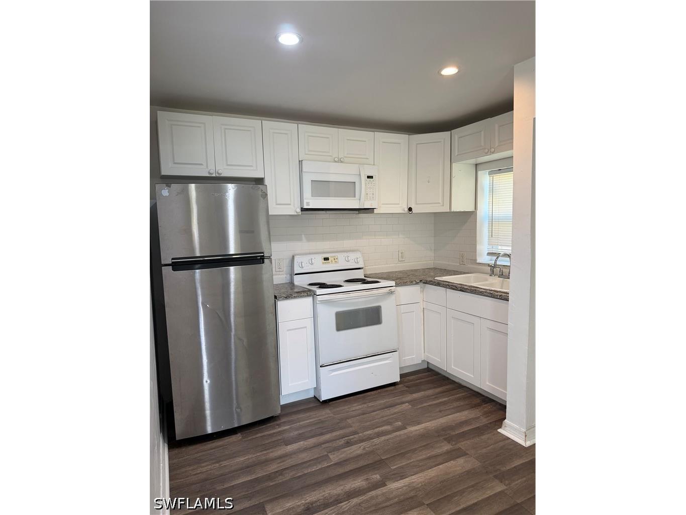1189 N Tamiami Trail #UNIT L North Fort Myers FL 33903 226016286 image1