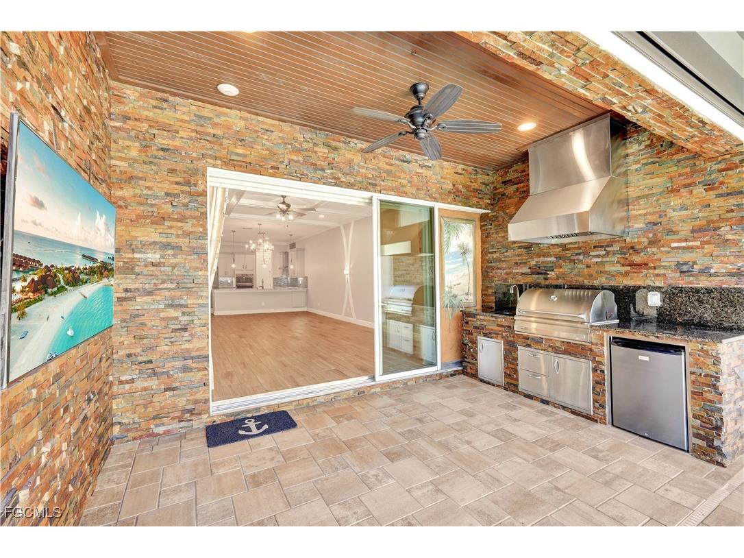 1189 S Town And River Drive Fort Myers FL 33919 2025017184 image12