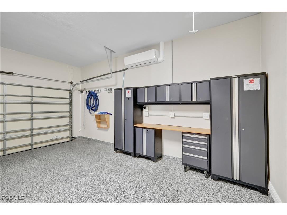 1189 S Town And River Drive Fort Myers FL 33919 2025017184 image31