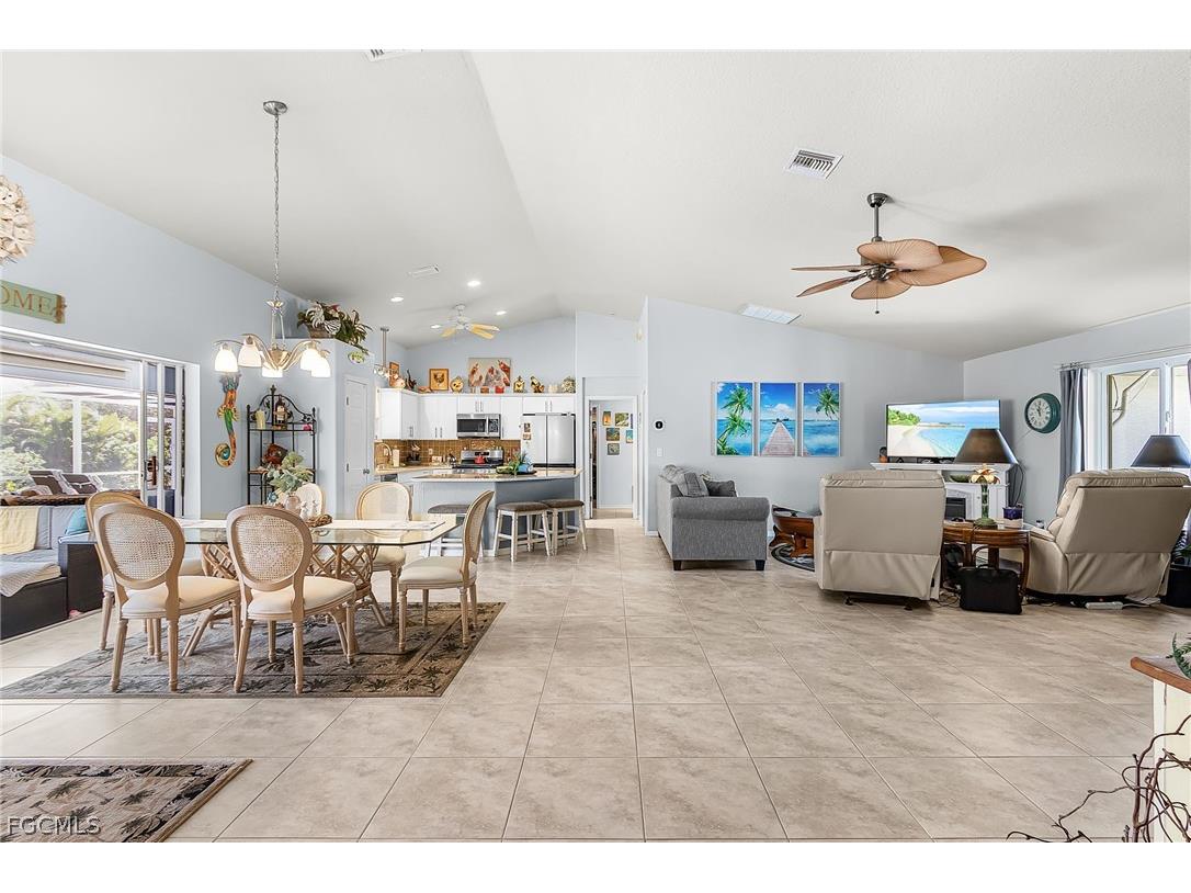 11890 Oscoda Court Bokeelia FL 33922 2026010543 image10
