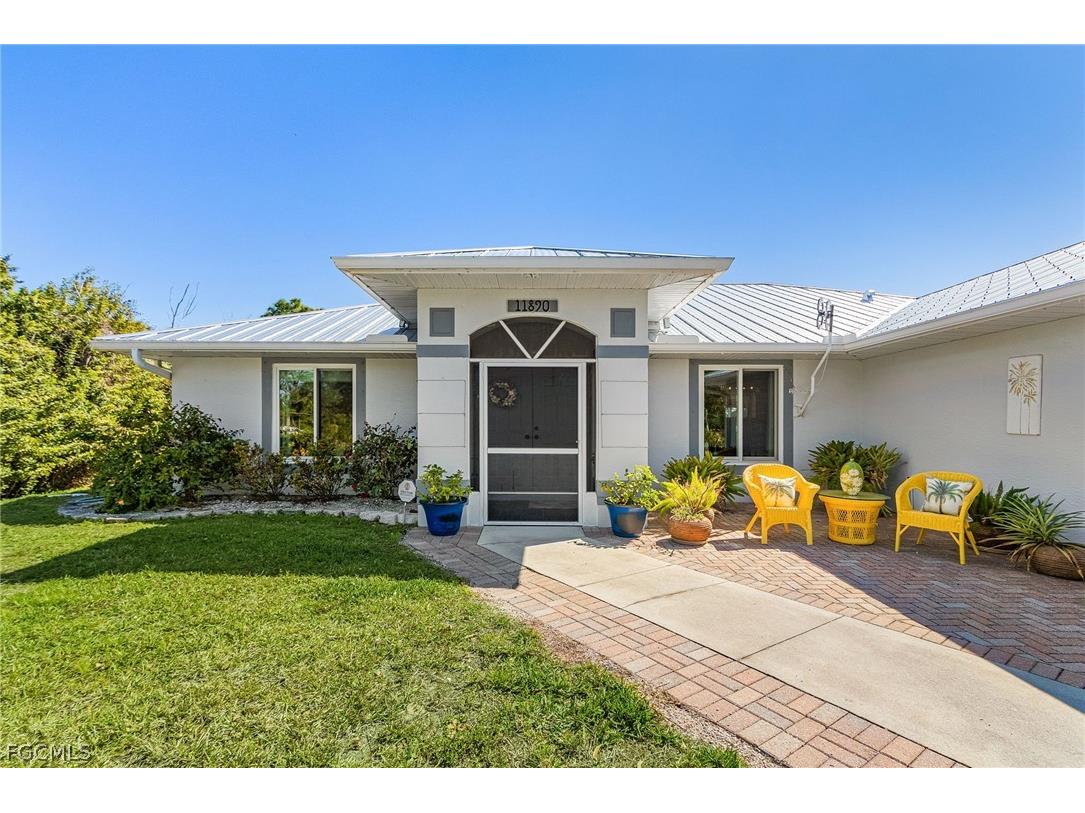 11890 Oscoda Court Bokeelia FL 33922 2026010543 image2