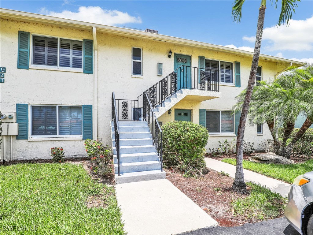 119 Harrison Road #16 Naples FL 34112 225056480 image1