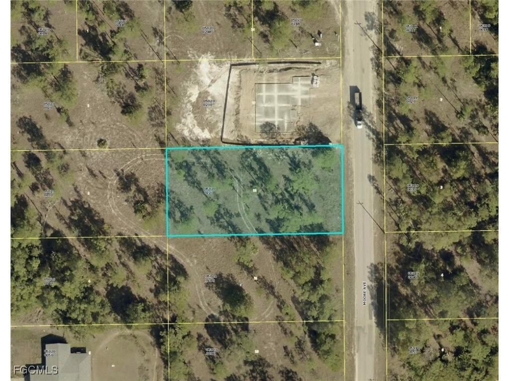 119 Moore Avenue Lehigh Acres FL 33936 2025017363 image1