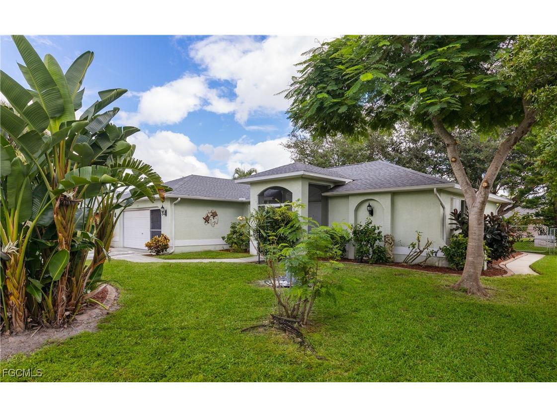 119 SE 14th Court Cape Coral FL 33990 2025014160 image1
