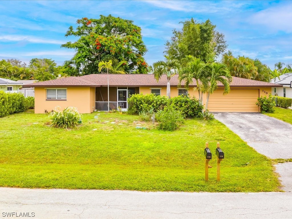 119 Wickliffe Drive Naples FL 34110 223054910 image1