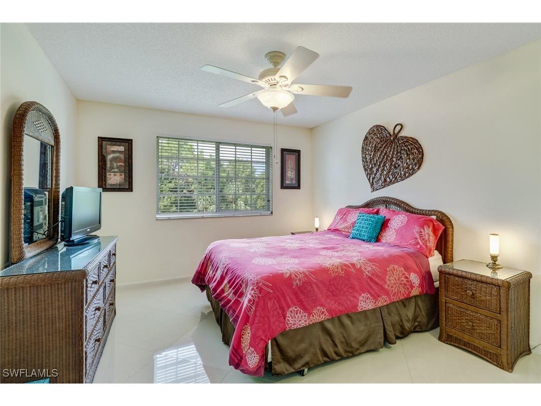 1190 Wildwood Lakes Boulevard #306 Naples FL 34104 225075587 image12