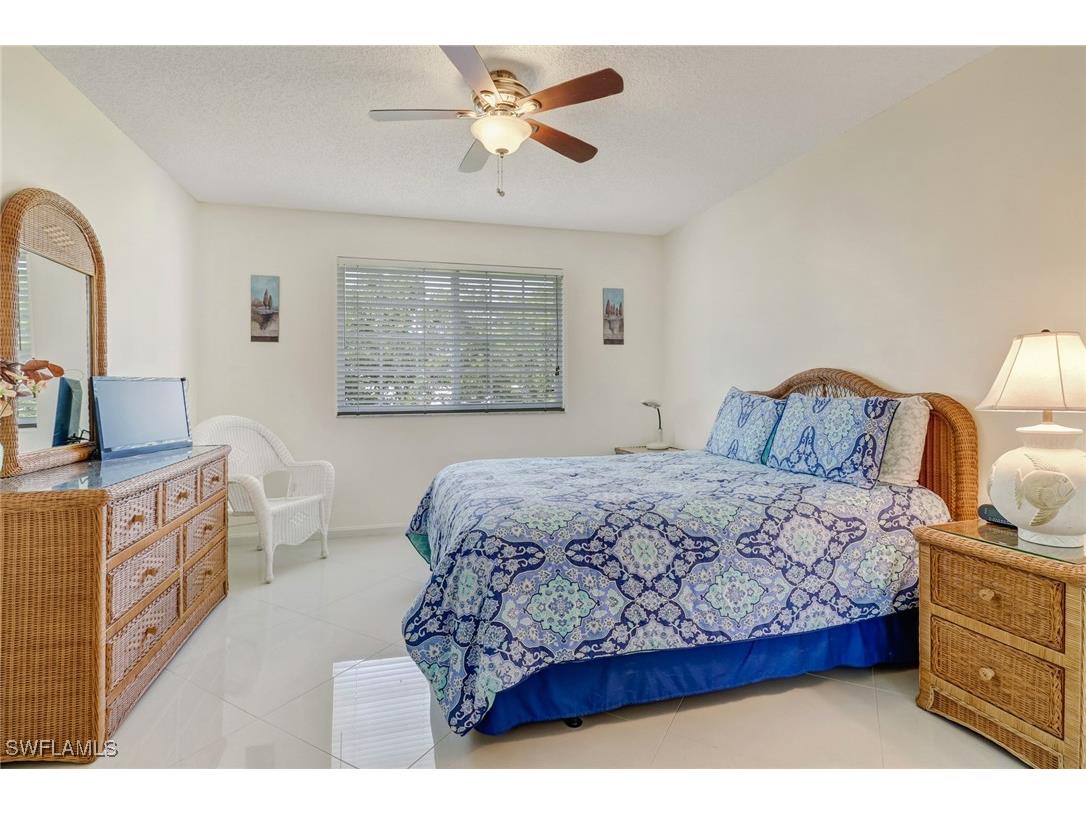 1190 Wildwood Lakes Boulevard #306 Naples FL 34104 225075587 image16