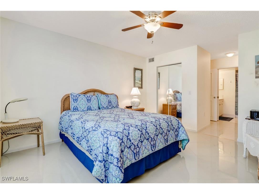 1190 Wildwood Lakes Boulevard #306 Naples FL 34104 225075587 image17