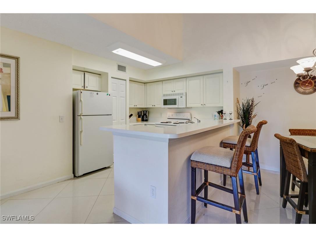 1190 Wildwood Lakes Boulevard #306 Naples FL 34104 225075587 image6